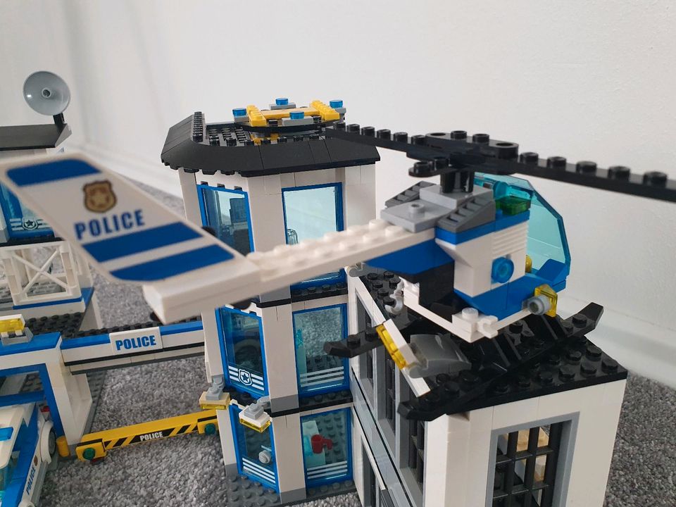 Lego Polizeistation 60141 in Buchloe