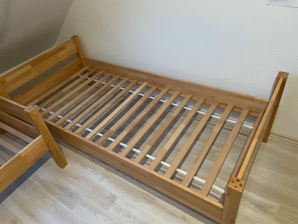 Stockbett / Etagenbett - Buche 90 x 200 cm in Frankfurt am Main