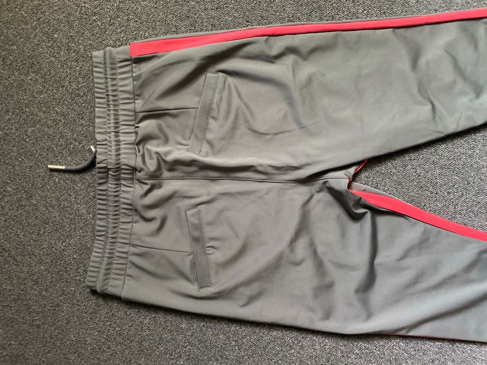 Elias Rumelis Hose Jogger M Neu in Hamburg