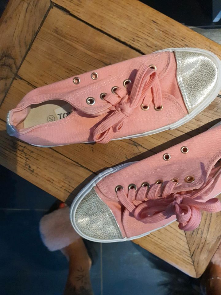 Sneakers rosa gr.39 in Wirges  