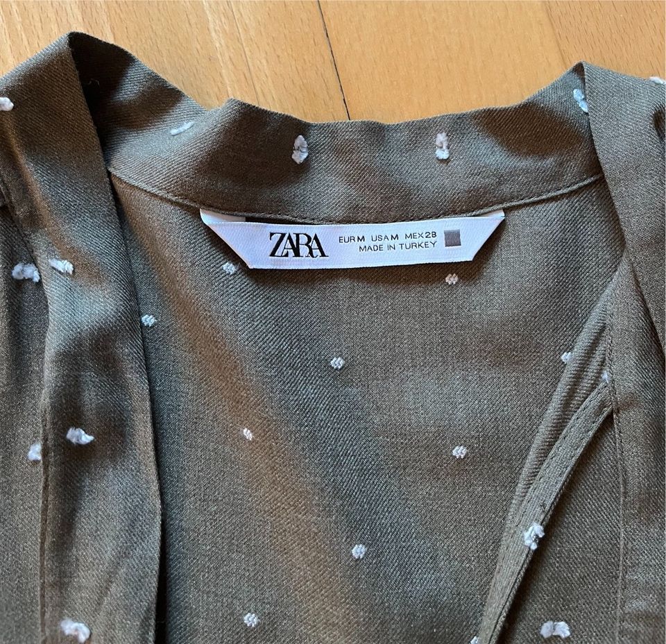 Zara, Kleid, oliv M (L) 38/40 in Heppenheim (Bergstraße)