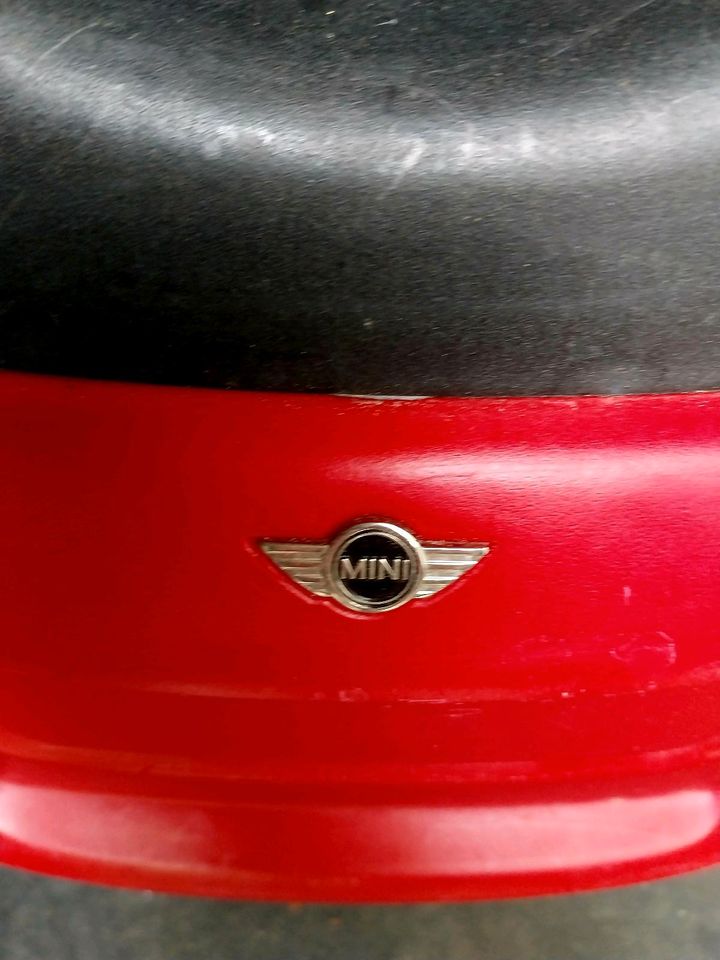 BMW MINI Kinderauto mit Fußantrieb, rot in Pullach im Isartal