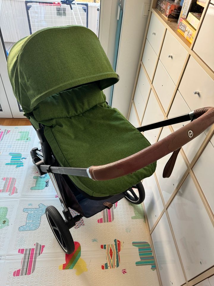 Cybex Priam 3 Platinum babywanna und Kindersitz Kinderwagen in München