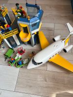 Playmobil 3186 Flughafen / Flugzeug /Taxi Nordrhein-Westfalen - Neuss Vorschau