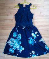 Blaues Kleid mit Blumenmuster Baden-Württemberg - Sinsheim Vorschau