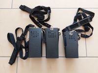 Feuerwehr Motorola oder Kenwood Handfunkgerät, 3x Taschen Niedersachsen - Obernkirchen Vorschau