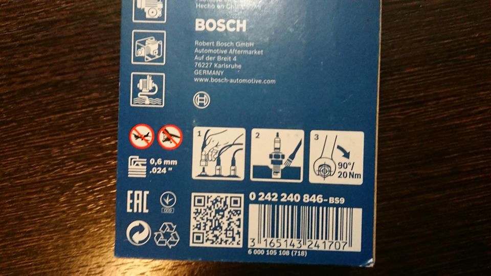 Bosch zündkerzen 606 WSR6F, 2 stk. Neu in Waldachtal