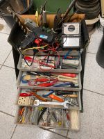 Werkzeugtasche Werkzeugkoffer Leder mit Inhalt Hessen - Mühltal  Vorschau