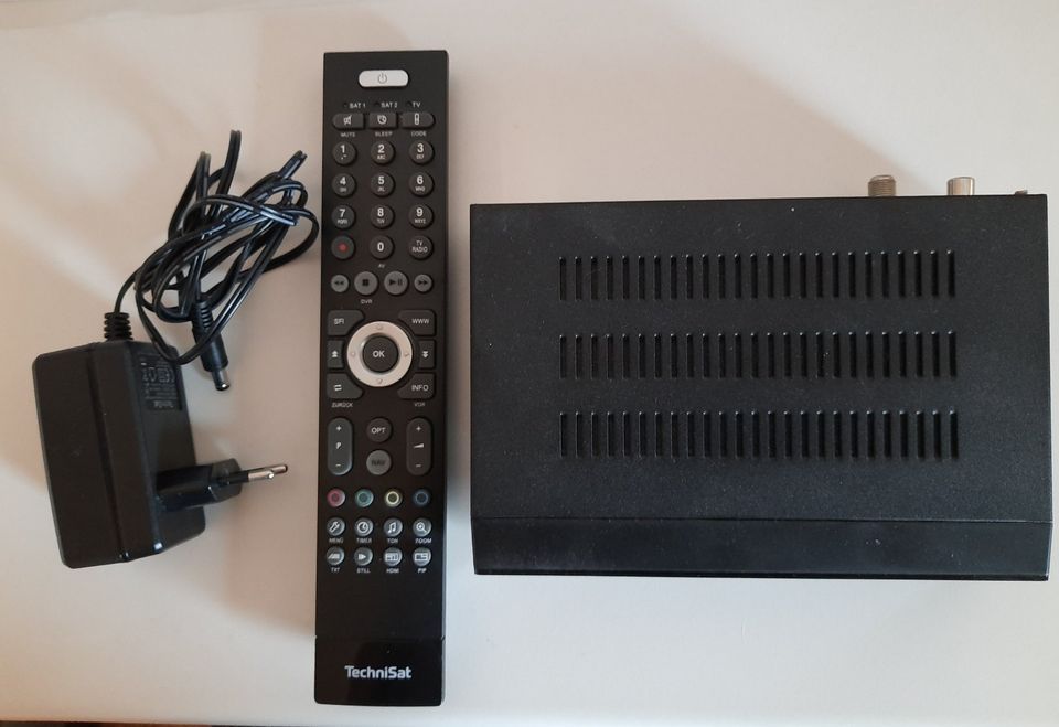 Digitaler Satellitenreceiver Technisat DIGI S3 DVR in Volkach