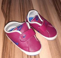 *WIE NEU* Nike Schühchen Baby 18,5 (9cm) Mädchen Nordrhein-Westfalen - Kalletal Vorschau