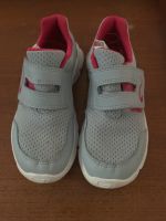 Sneaker Hallenschuhe Turnschuhe 31 Sport Sportschuhe München - Au-Haidhausen Vorschau