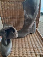 Lederstiefel Gr. 41. Farbe taupe, brsun München - Maxvorstadt Vorschau