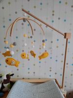 Baby Mobile gelbe Filz-Fische, incl. Mobilehalter Hessen - Bensheim Vorschau