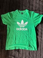 Adidas T-Shirt grün Gr. M Hessen - Greifenstein Vorschau