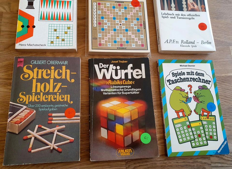 Brettspiele Bücher Schach Backgammon Scrabble Rubiks Zauberwürfel in Landau in der Pfalz