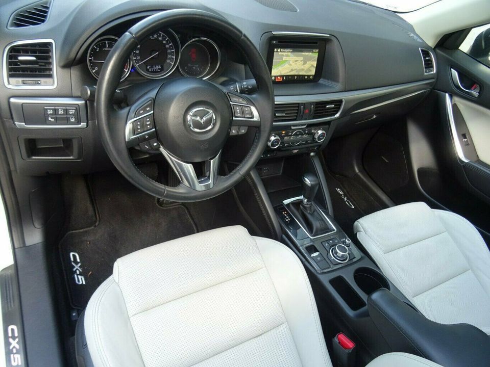 Mazda CX-5 D 4WD Skyactiv Automatik,Leder.AHK,GSD,ACC in Berlin