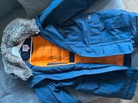 Lacoste Winterjacke mit Fellkapuze zu verkaufen Hessen - Königstein im Taunus Vorschau