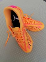 1 Paar Puma Ultra Play TT 3 Fußballschuhe / Sneaker Gr. 39 NEU ! Saarland - Völklingen Vorschau