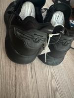 Sneaker mit Etikett Nordrhein-Westfalen - Gelsenkirchen Vorschau
