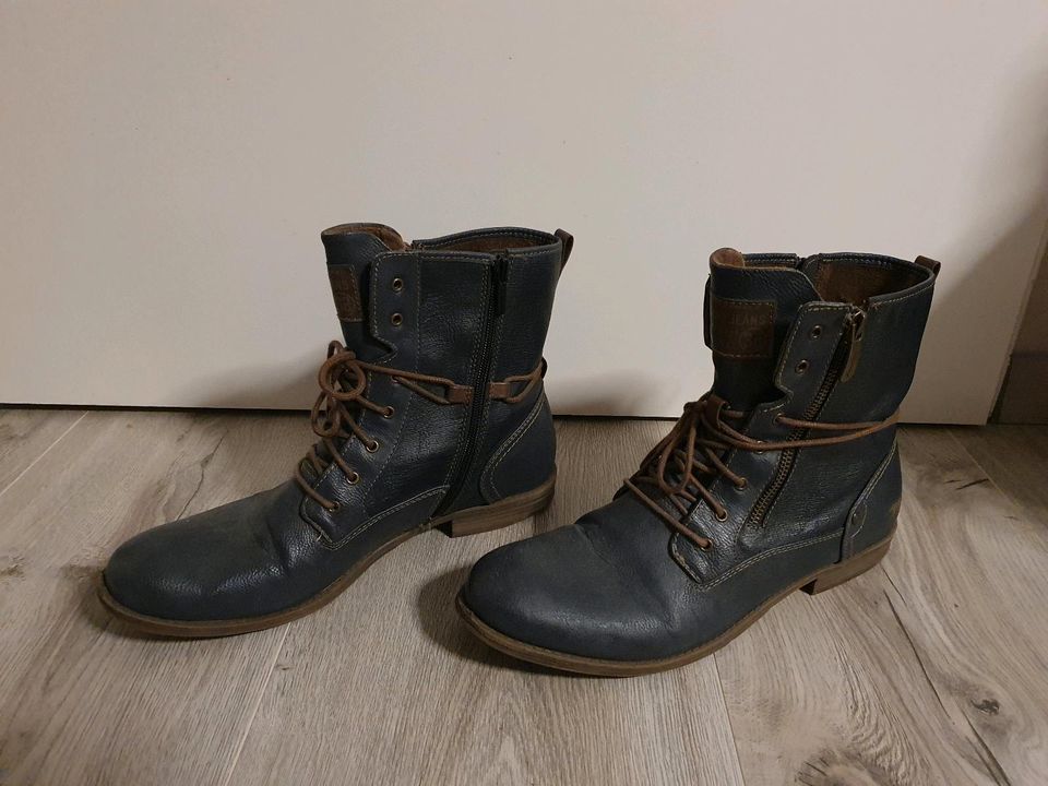 Stiefel Mustang 44 blau neuwertig Stiefeletten in Solingen