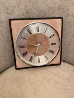 Zentra Uhr Wanduhr Retro Vintage 50er 60er braun beige Bayern - Neutraubling Vorschau