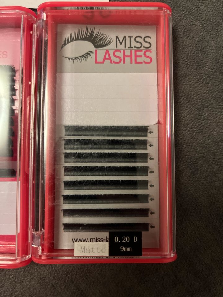 Miss Lashes D Curl Matt 0.20 in Längen 2x 8mm und 9mm in Berlin