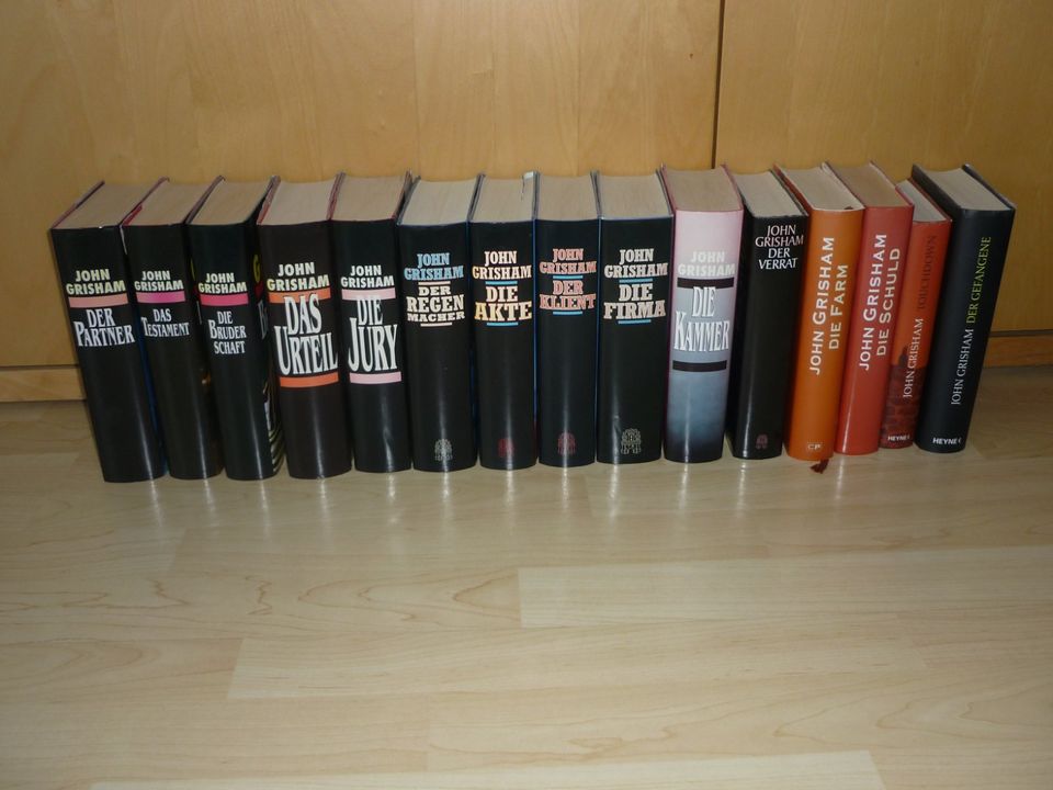 John Grisham Bücher Hardcover 12 Bände Sammlung in Kiel