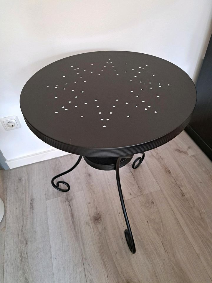 Kleiner Tisch / Beistelltisch Ikea in München