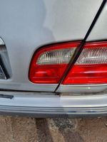 Mercedes W210 E 270 CDI Rücklicht Rückleuchte innen rechts Niedersachsen - Bremervörde Vorschau