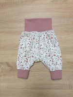 Babyhose Pumphose Hose Gr. 62/68 Blüten rosa Neu Hessen - Mörfelden-Walldorf Vorschau