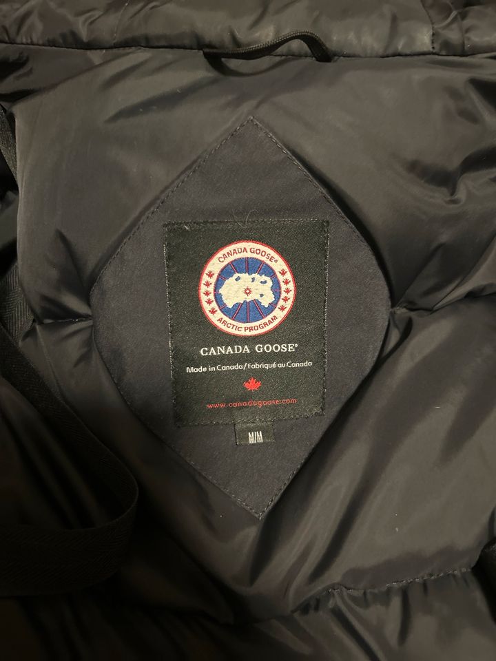 Canada Goose montebello damen Daunenparka Matel Jacke in Hamburg