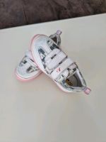 Sneaker Kinderschuhe 27 Sportschuhe Nordrhein-Westfalen - Borchen Vorschau