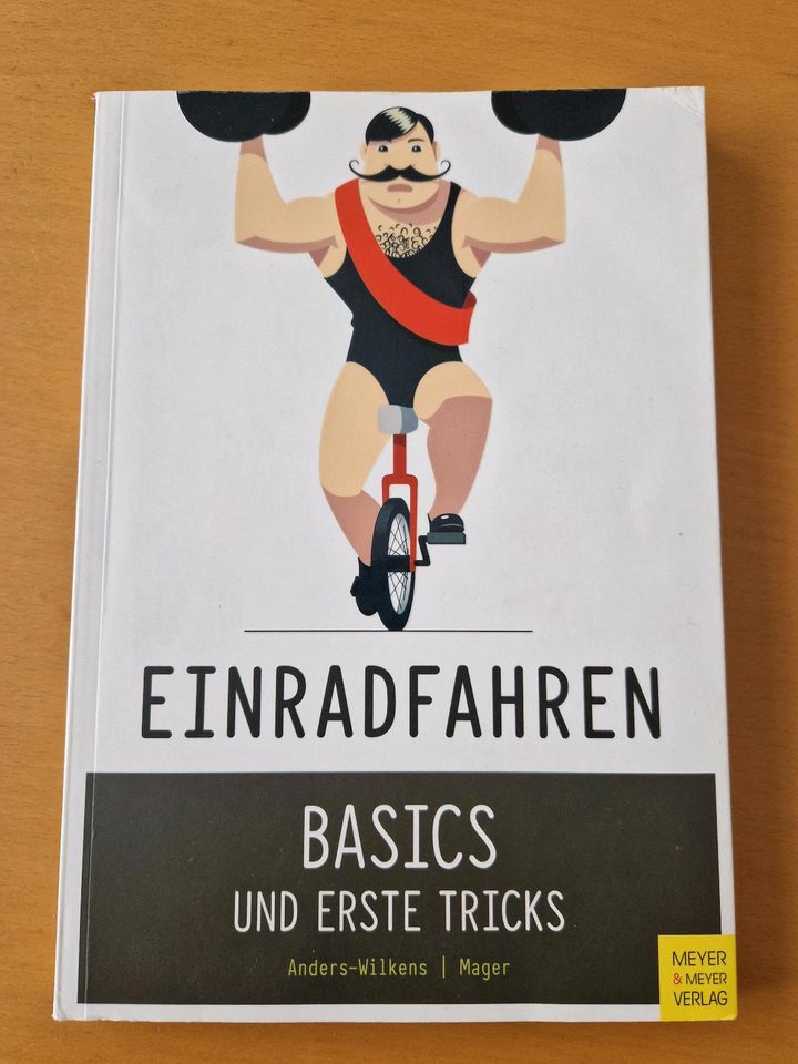 Einrad 20Zoll mit Buch in Filderstadt