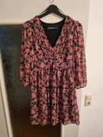 Schwarzes Kleid mit Blumen, Gr. 38, Primark, neu Niedersachsen - Stade Vorschau