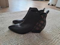 Guess Stiefeletten.Gr 36.Leder.Neu Dresden - Räcknitz/Zschertnitz Vorschau
