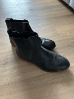 Leder Boots Stiefel Stiefeletten COX 40 Hessen - Rodgau Vorschau