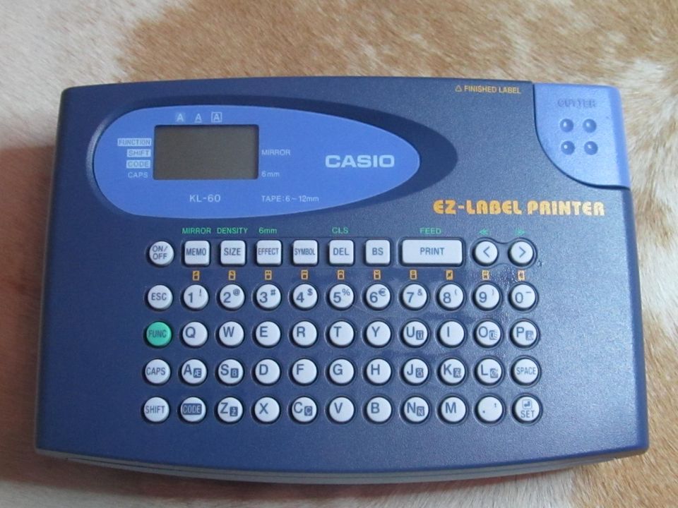 A82 CASIO EZ-Label Printer KL-60 Beschriftungsgerät in München