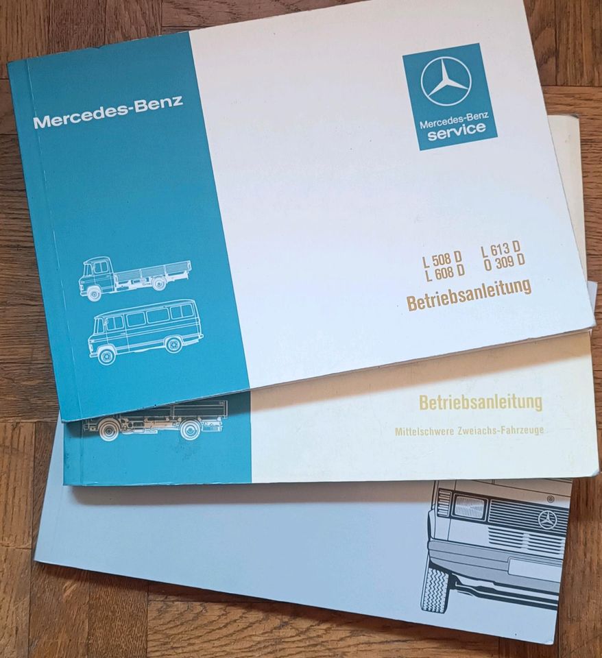 Düdo Mercedes Benz Betriebsanleitungen und andere... in Hamburg