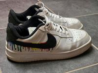 Sneaker Turnschuhe Sportschuhe Gr. 42 Saarland - Lebach Vorschau