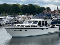 Yacht Motoryacht Motorboot Boot Schiff aus Erstbesitz Sonderanfer Sachsen-Anhalt - Magdeburg Vorschau