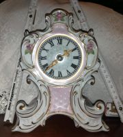 Uhr Porzellanuhr Pendule Royal Dux Hanas Josefina Berlin - Tempelhof Vorschau