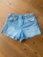 Schöne hellblaue Jeansshort Mädchen Gr. 146 Bayern - Büchenbach Vorschau