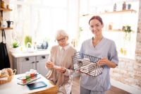 Liebevolle 24 Stunden Betreuung / Pflege mit ❤️ Seniorenbetreuung Stuttgart - Stuttgart-Nord Vorschau