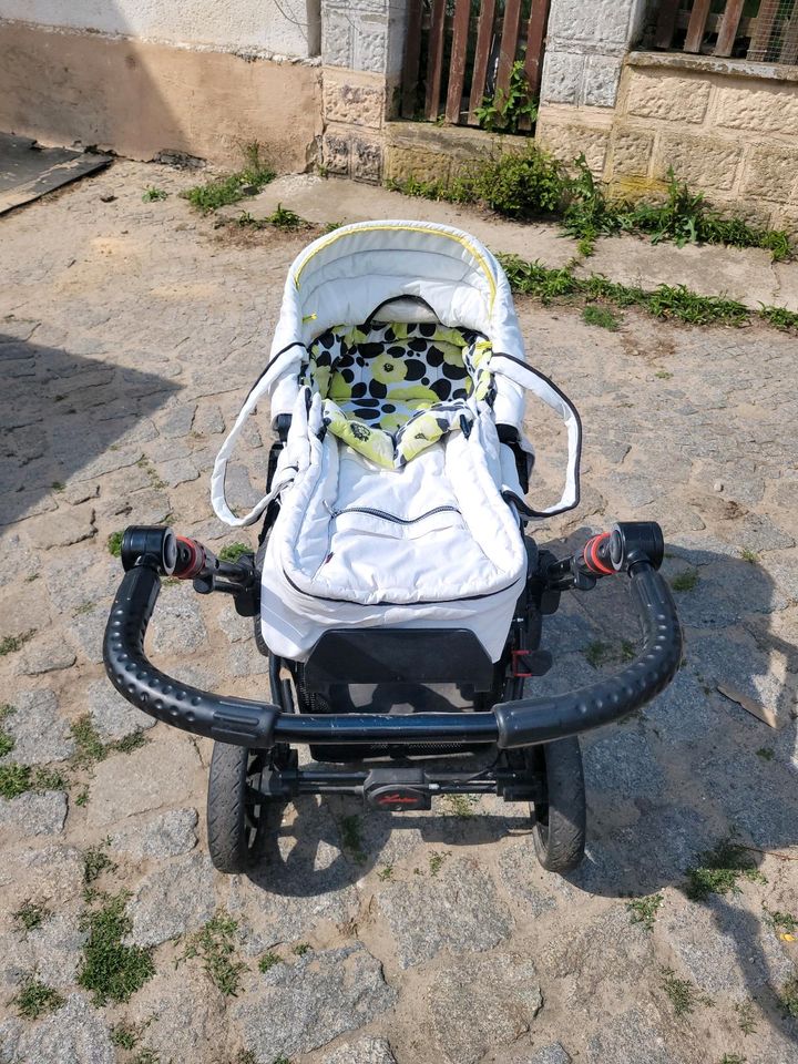 Hartan Kinderwagen Topline X Weiß Kombi Tragetasche 15848 Zeust in Peitz