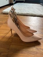 Elegante Guess High Heels mit goldener Kette 39 Baden-Württemberg - Weinheim Vorschau