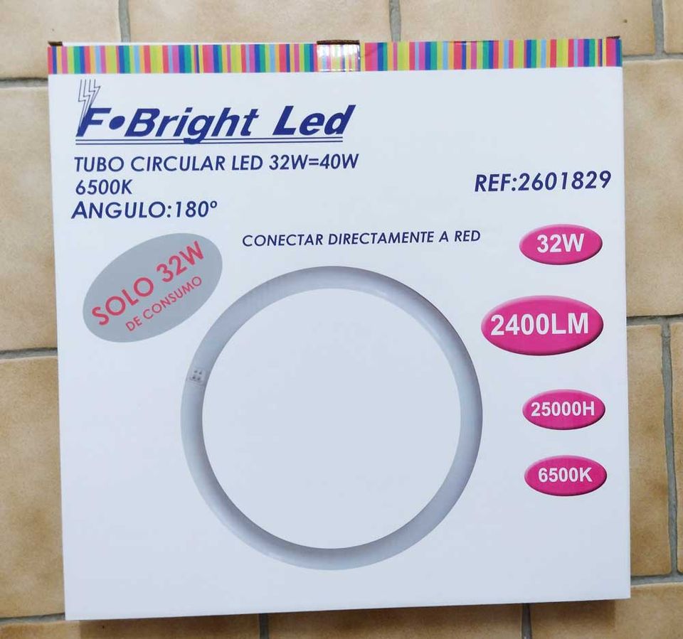 LED Leuchtstoffröhre rund (d= innen 34cm) in Schwarzach am Main
