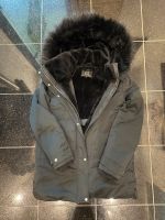 ZARA Winter Jacke mit Fell Nordrhein-Westfalen - Oberhausen Vorschau