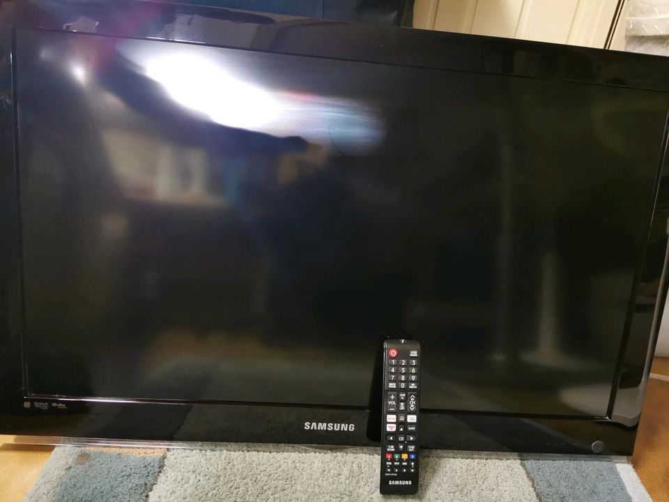 Samsung LE32C530F1W TV Fernseher in Castrop-Rauxel