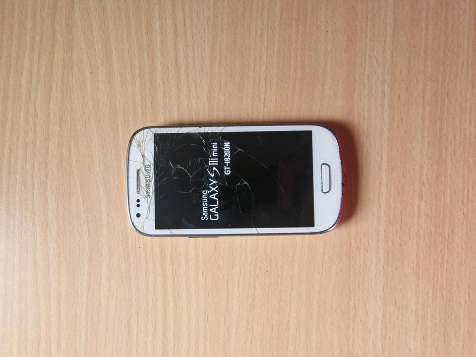 Samsung Galaxy S3 Mini GT-I8200 in Ralbitz-Rosenthal