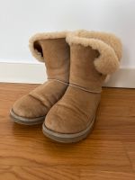 Ugg Boots beige München - Ludwigsvorstadt-Isarvorstadt Vorschau